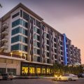 Alvarez Hotel