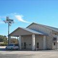 Bastrop Inn