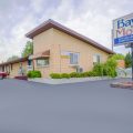 Bay Motel