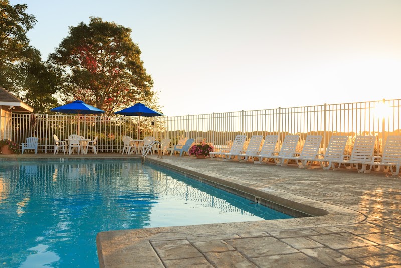 Bayside Resort Hotel in Barnstable, United States