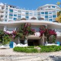 Bougainville Bay Hotel