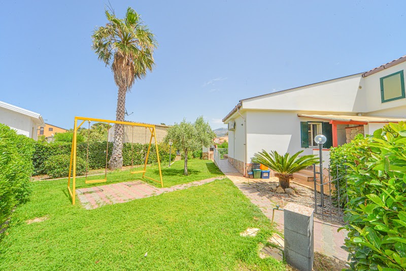 Casa Vacanze Mare Nostrum in Altavilla Milicia, Italy