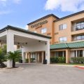 Courtyard by Marriott Beaumont