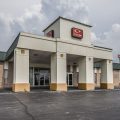 Econo Lodge Inn & Suites Blue Springs