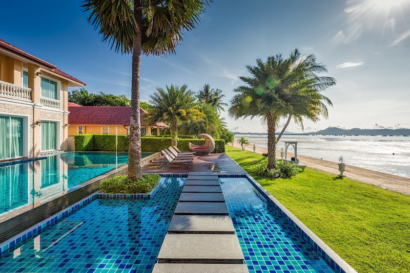 Fisherman Way Beach Resort in Ban Rawai, Thailand