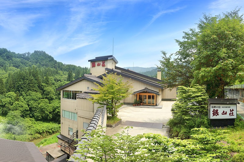 Ginzan Onsen Hisamekan in Obanazawa, Japan
