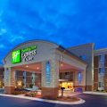 Holiday Inn Express & Suites Auburn Hills