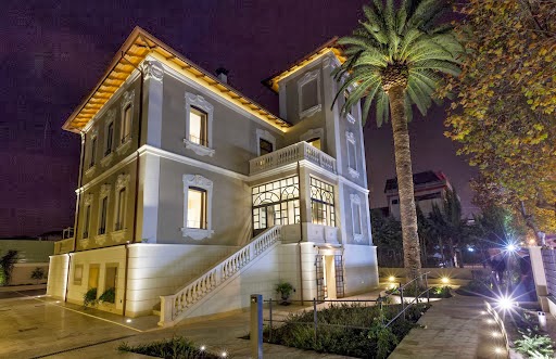 Hotel 900 in Giulianova, Italy