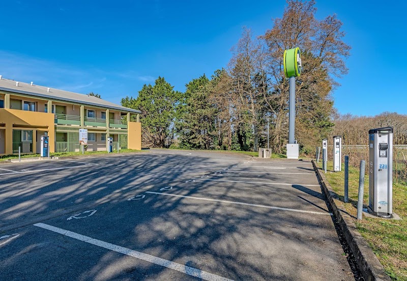 Hôtel B&B Brest Kergaradec in Brest, France