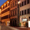 Hotel De La Ville