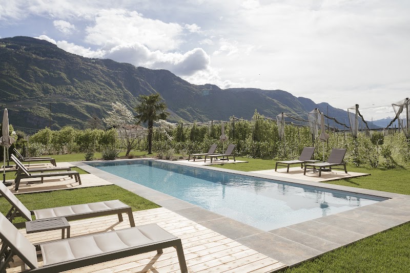 Hotel Garni Wiesenhof in Lana, Italy