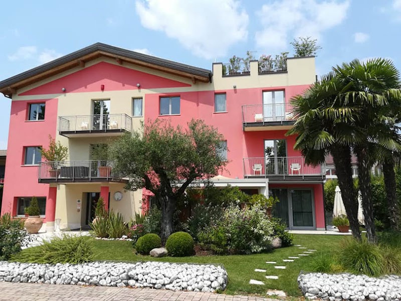 Hotel La Grotta in Castenedolo, Italy