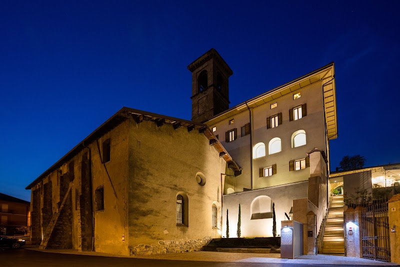 Hotel La Ripa in Bacoli, Italy