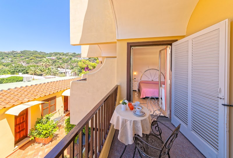 Hotel Le Canne in Ischia, Italy