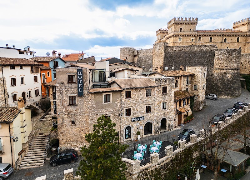 Hotel Mastrodattia in Celano, Italy