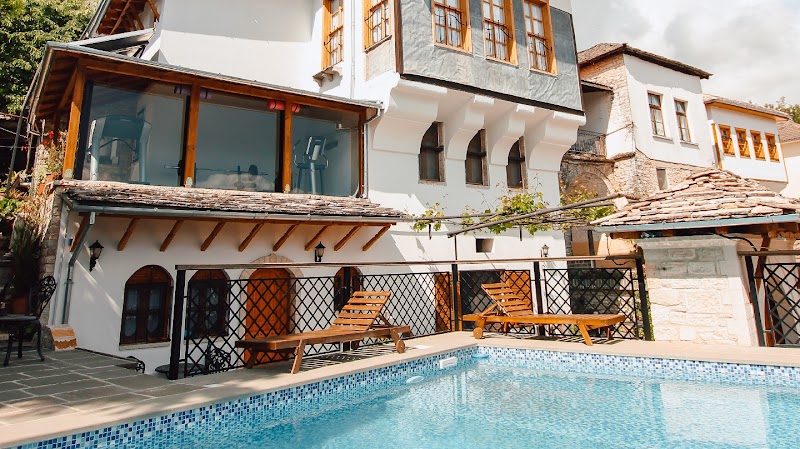 Hotel Praga in Gjirokaster, Albania