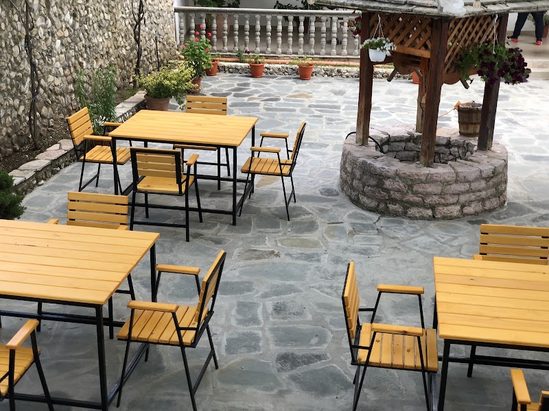 Hotel Rrapi in Gjirokaster, Albania