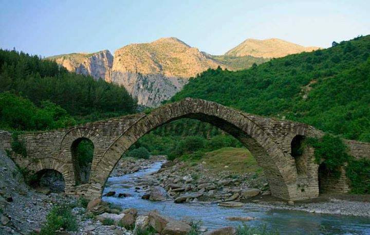 Hotel Shpetimi in Corovode, Albania