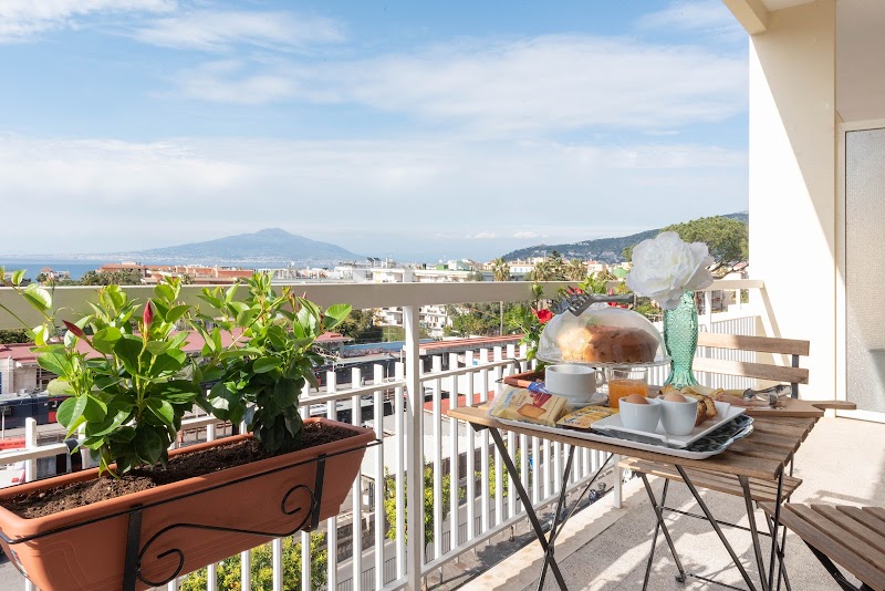 Hotel Syrenum in Bacoli, Italy