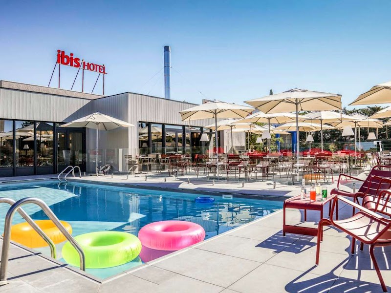 Ibis Orange Centre Echangeur A7 A9 in Orange, France