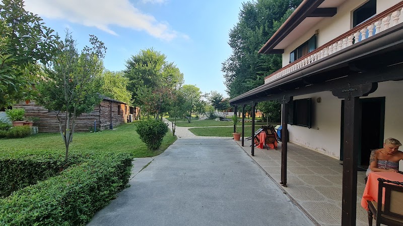 Kompleksi Sebastiano in Lezhe, Albania