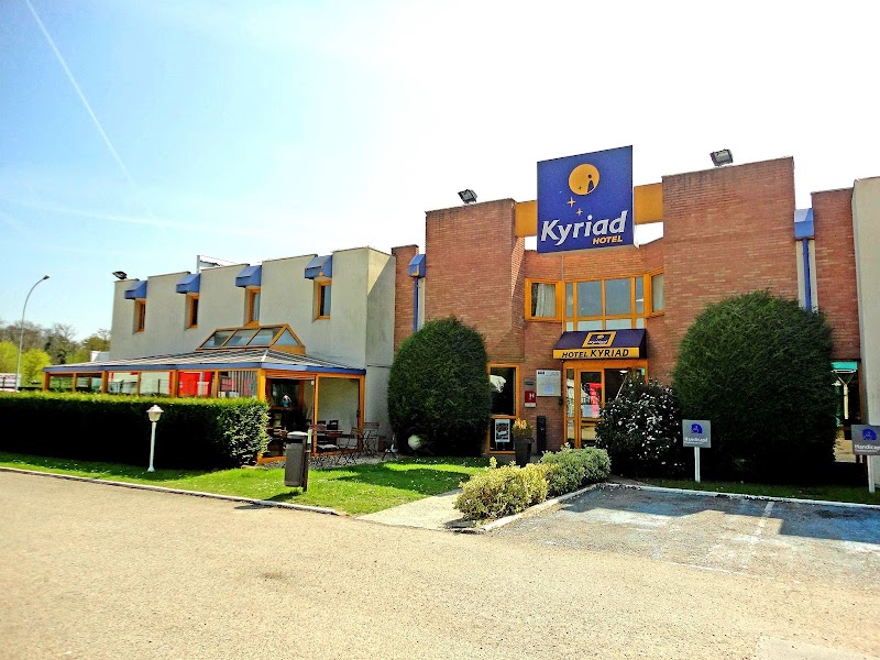 Kyriad Chantilly in Chantilly, France