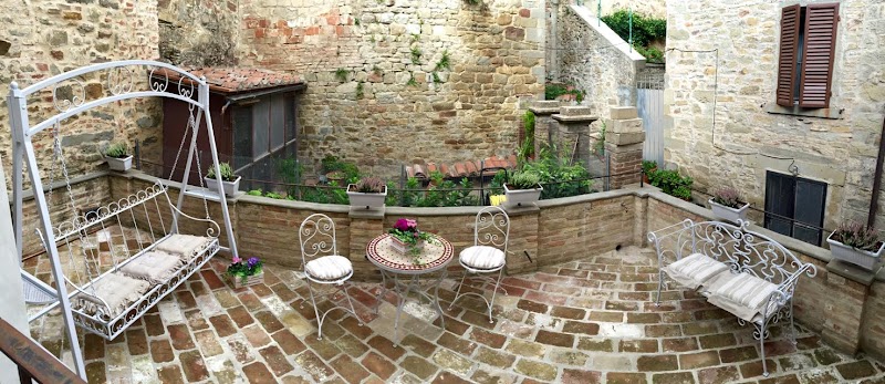 Le Bifore in Cortona, Italy