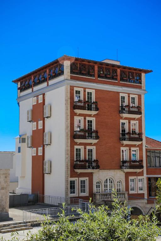 Mervin Hotel in Kruje, Albania