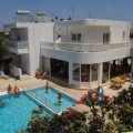 Paleos Apartments