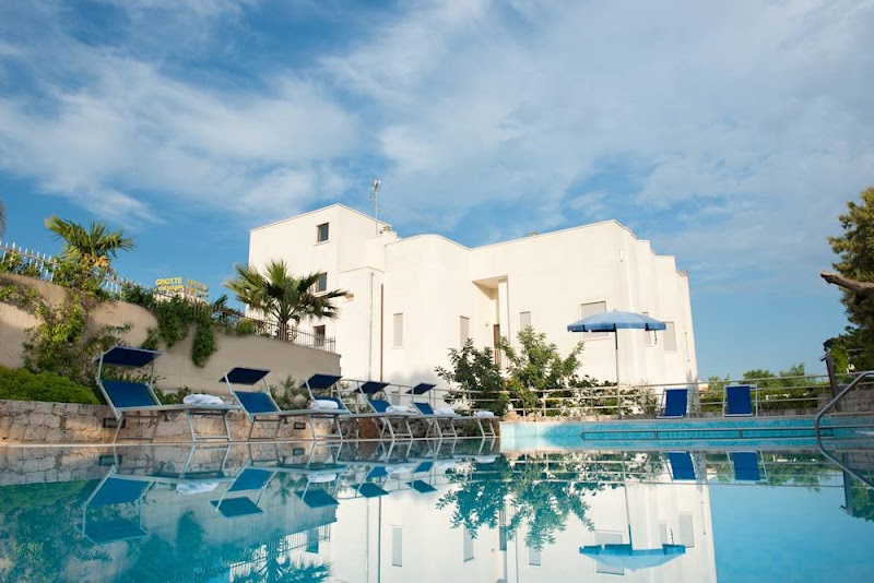 Park Hotel La Grave in Castellana Grotte, Italy