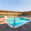 Quality Inn & Suites near Downtown Bakersfield