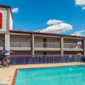 Red Roof Plus+ & Suites Athens