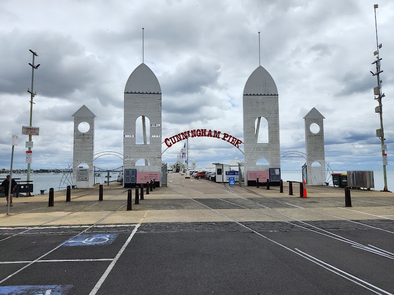 Rippleside Park Motor Inn in Geelong, Australia