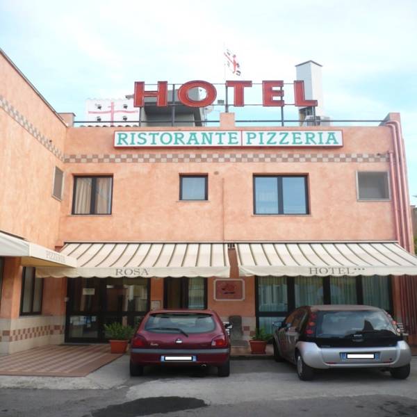 Rosa Hotel in Capoterra, Italy