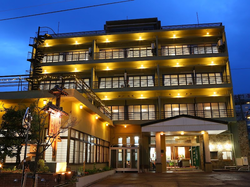Ryokan Warakuso in Chikuma, Japan