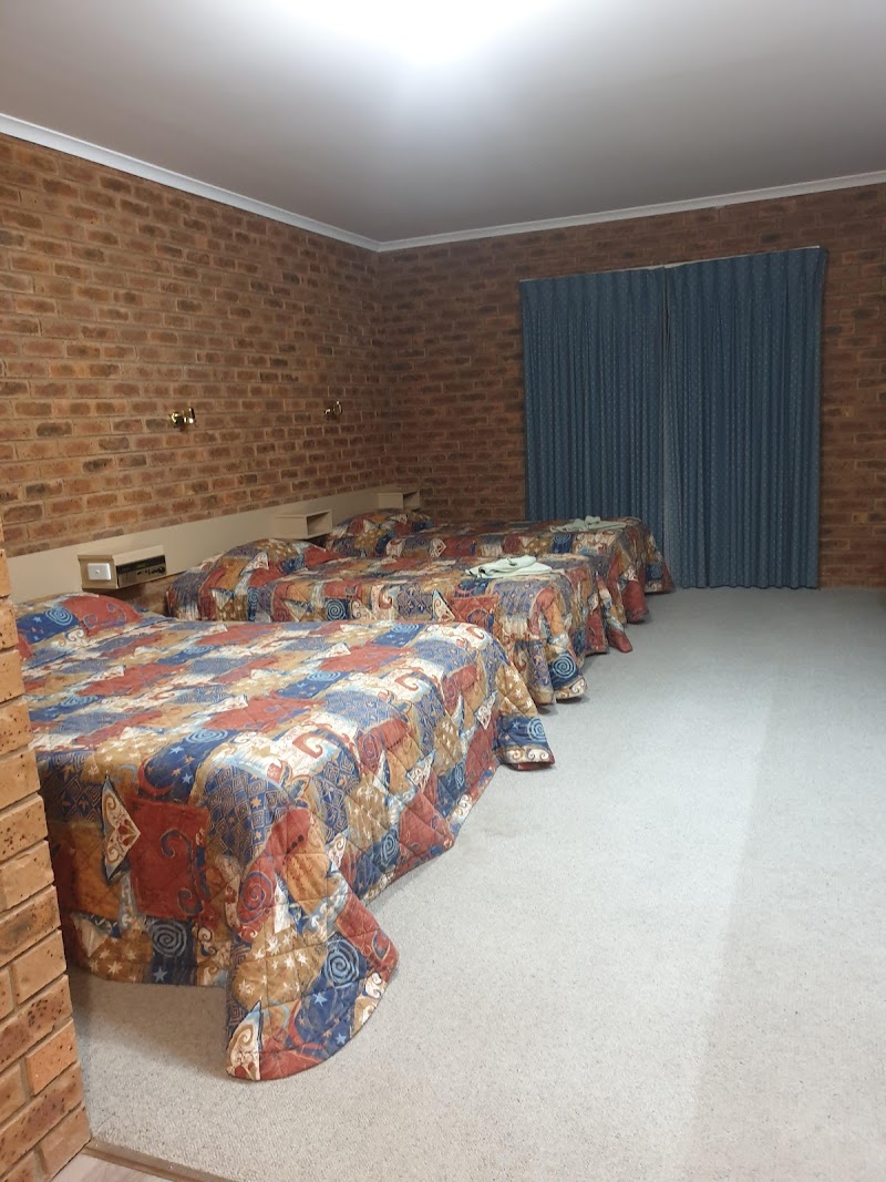 Settlement Motor Inn in Deniliquin, Australia