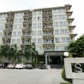 Siriwat Apartment