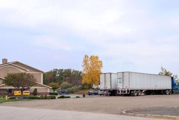 Super 8 by Wyndham Youngstown/Austintown in Austintown, United States