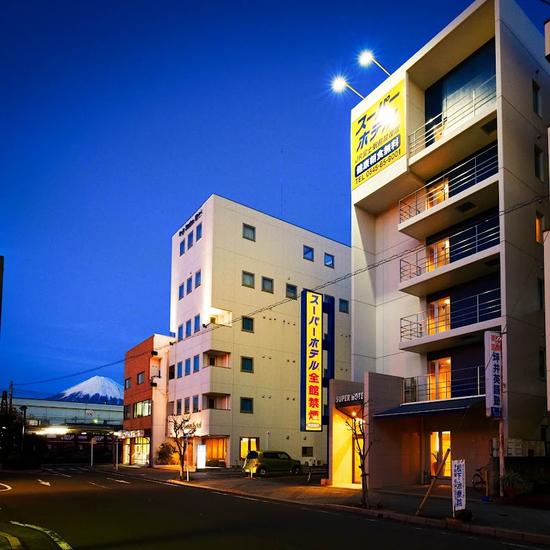 Super Hotel JR Fujiekimae Kinenkan in Fuji, Japan