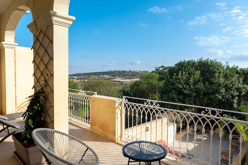 The Carob Tree B&B in Xaghra, Malta