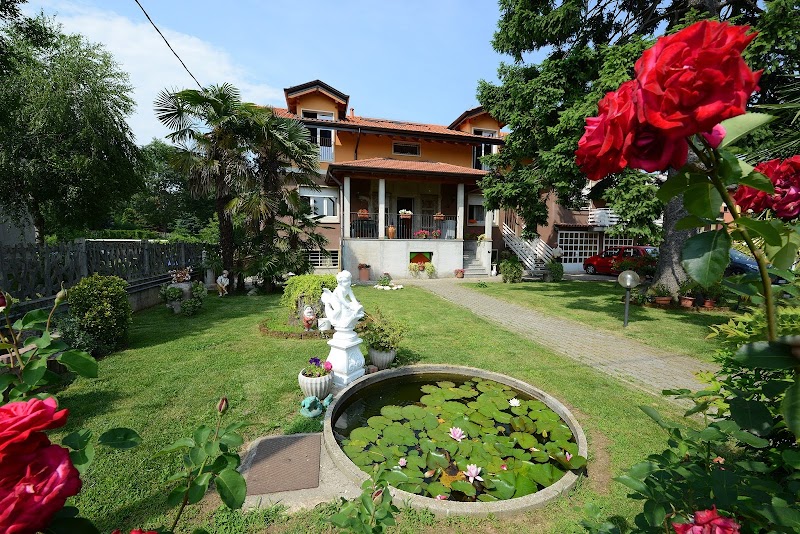 Bed & Breakfast I Fiori di Malpensa in Somma Lombardo, Italy