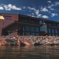 Blue Wave Inn