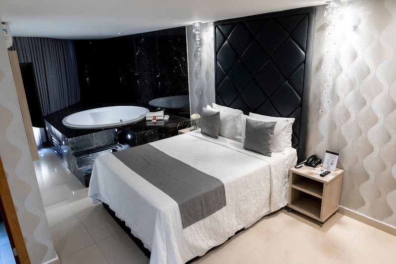 Cancun Hotel by H Hotéis in Taguatinga, Brazil
