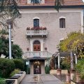Deco Hotel