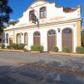Dona Siroba Inn