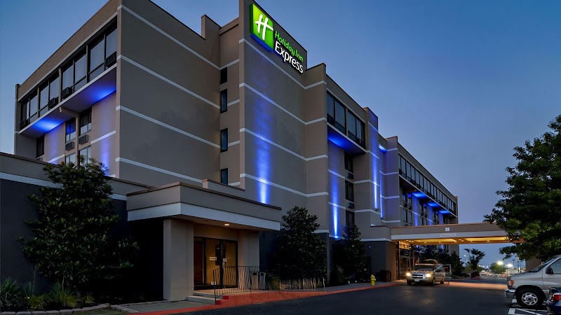 Holiday Inn Express Aberdeen-Chesapeake House in Aberdeen, Maryland, United States