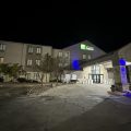 Holiday Inn Express Kansas City-Bonner Springs