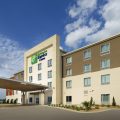 Holiday Inn Express & Suites Bay City