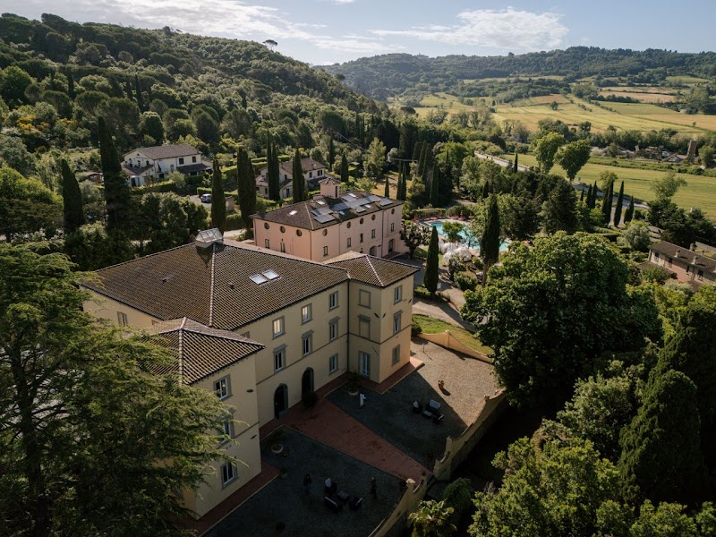 Hotel Antico Borgo San Martino in Cecina, Italy
