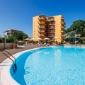 Hotel Cruiser